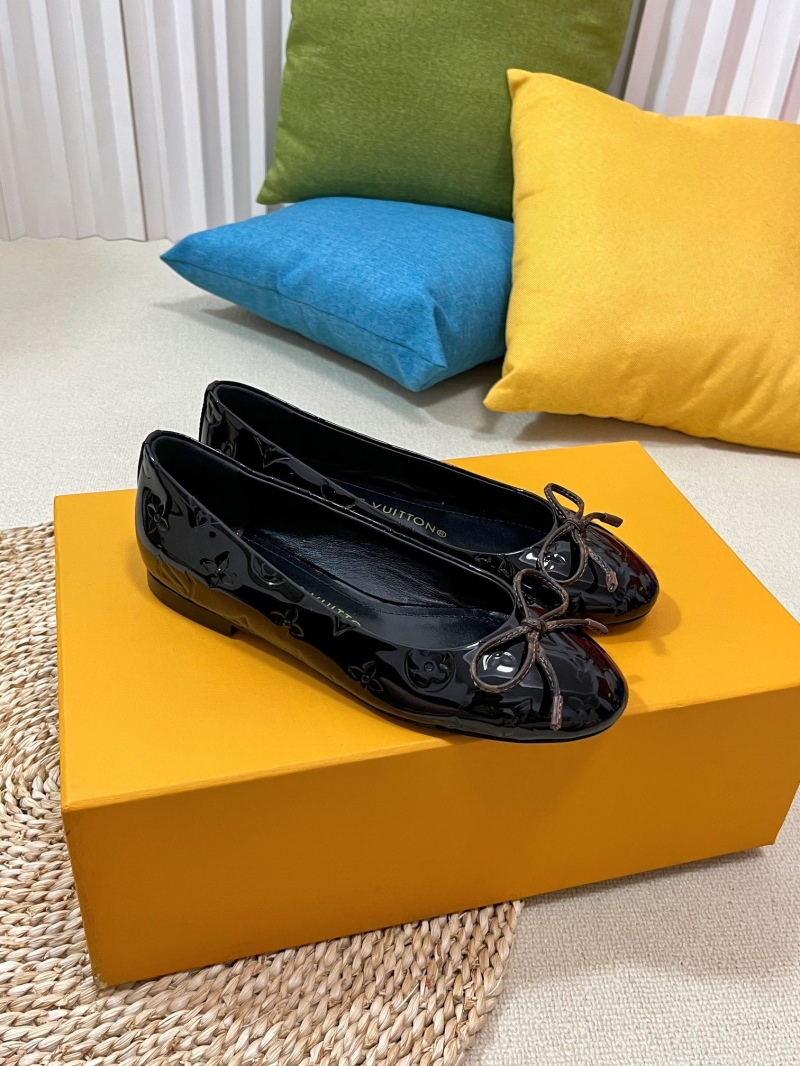 LV flat shoes